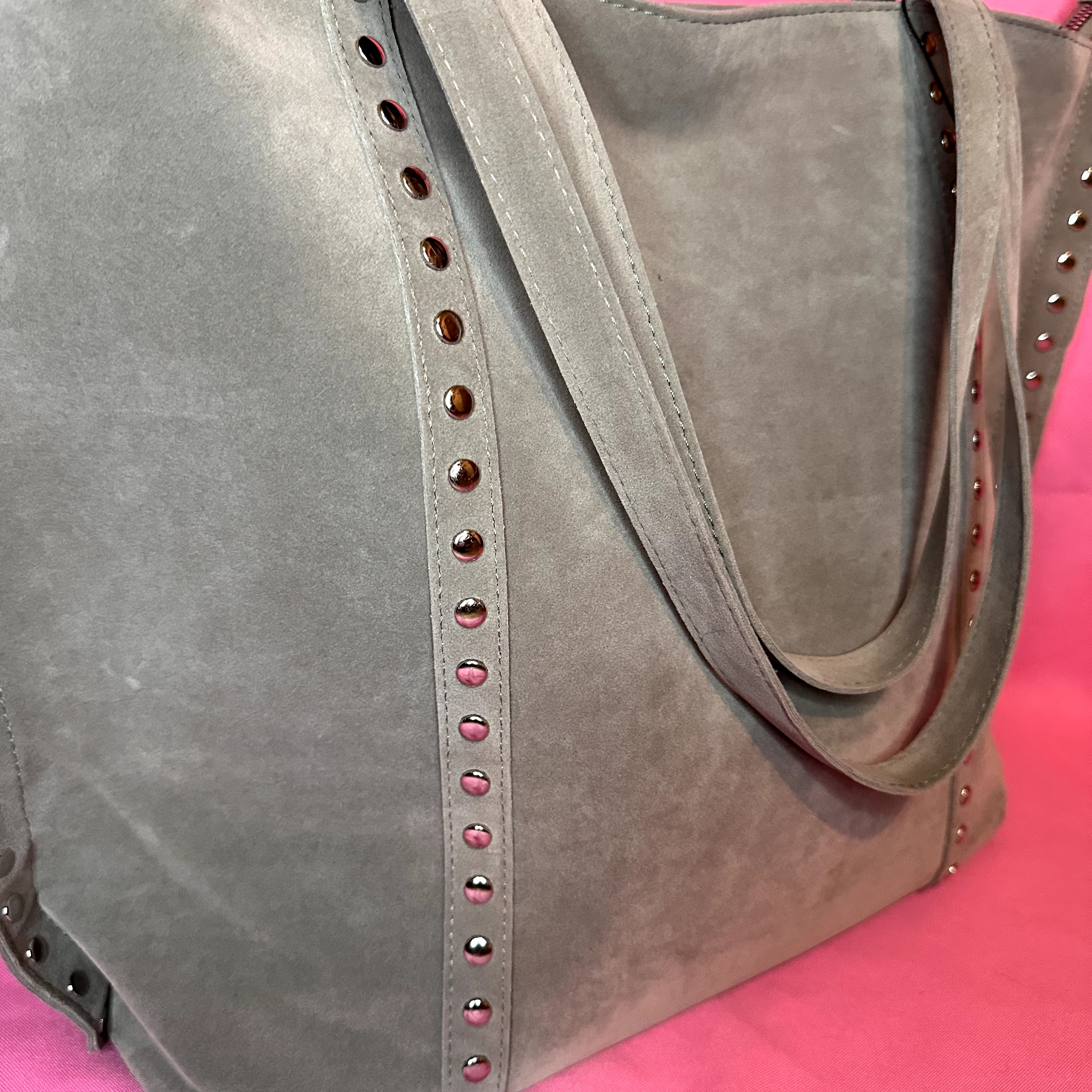Cartera de Gamuza